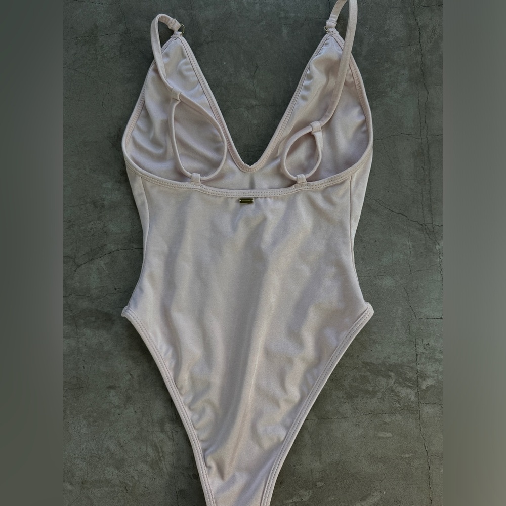 Gooseberry so chi pink sample Small